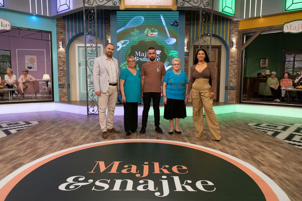 DAVIDOVIĆI SPREMNI DA POKAŽU ZAVIDNA KULINARSKA UMEĆA! Gledajte "Majke i snajke" danas od 18h na Kurir televiziji