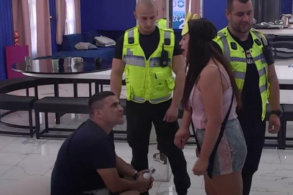 MILJANA I BEBICA U ŽESTOKOM SUKOBU! Šimanovci se ORILI zbog OVOGA, REAGOVALO I OBEZBEĐENJE