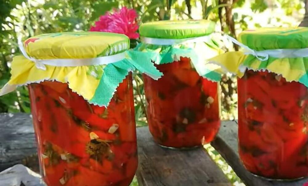 Pečene paprike u tegli sa belim lukom, Paprike, Zimnica