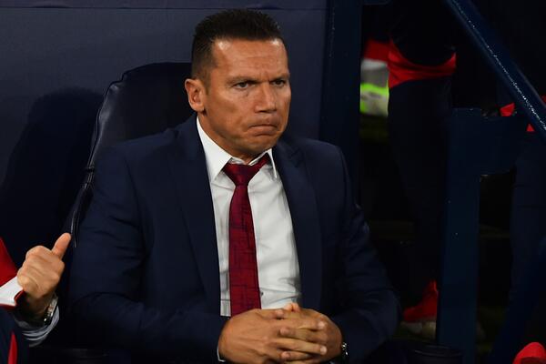 POVREDIO SE JEDAN OD NAJBOLJIH! Zvezda bez dva važna igrača putuje u Lajpcig? (FOTO)