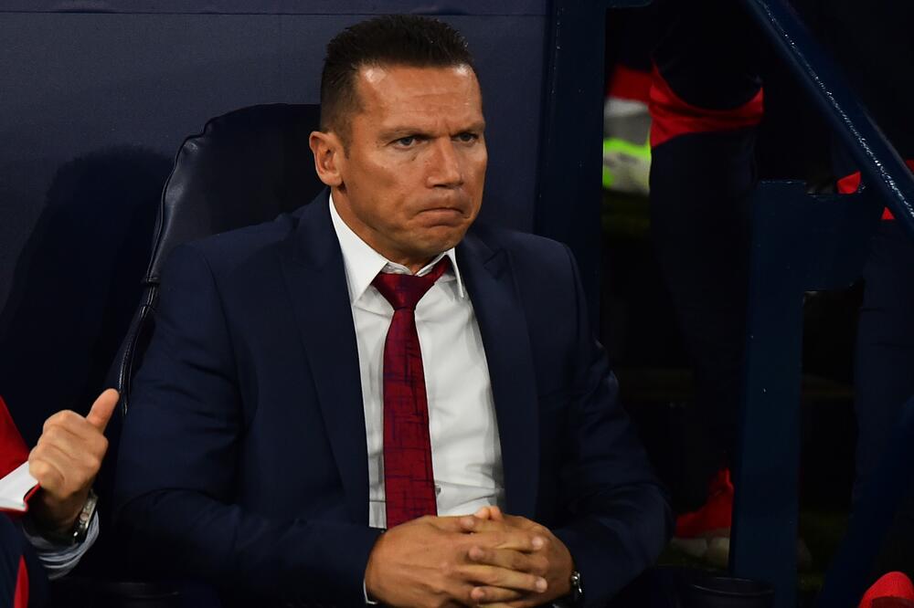 POVREDIO SE JEDAN OD NAJBOLJIH! Zvezda bez dva važna igrača putuje u Lajpcig? (FOTO)