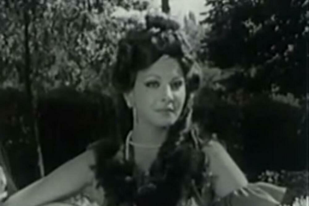 KAD JE ČUO DA JE POBACILA NJEGOVO DETE, ODMAH JOJ JE "DAO KORPU": Juga je želela, a on joj poslao ZAHTEV ZA RAZVOD