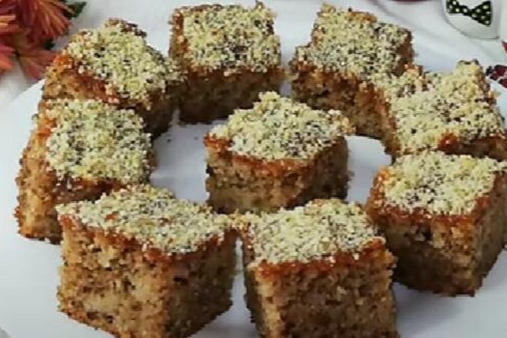 BUGARKE SPREMAJU NAJSOČNIJI KOLAČ: Jabuke, orah i griz - recept starih domaćica