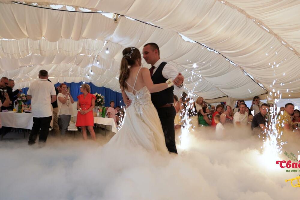 MLADINI NISU DOŠLI NA CRKVENO VENČANJE: Sve snimile kamere RTS-a, evo o ČEMU SE RADI