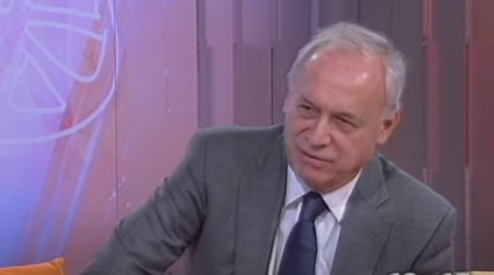 Vučelić je u braku sa glumicom dobio dvoje dece