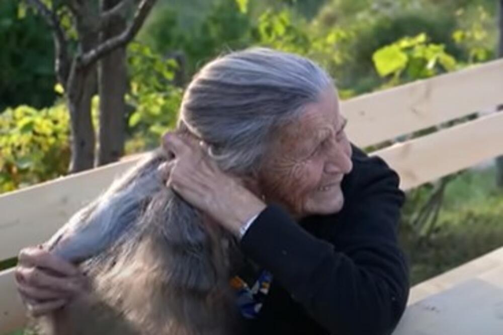 BAKA MARA SE NIKAD NIJE ŠIŠALA: Skinula maramu da pokaže kosu, SVI ZATEČENI! (VIDEO)