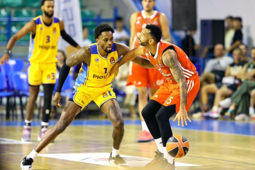 ZVEZDA NIJE PREŽIVELA ROLEKOSTER NA KIPRU: Makabi slavio posle produžetaka, Nedović uzalud BRILJIRAO