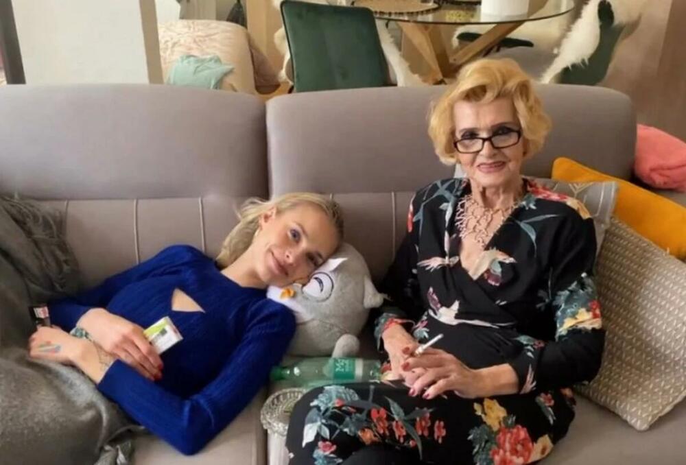 Dženana sa majkom Bahrom