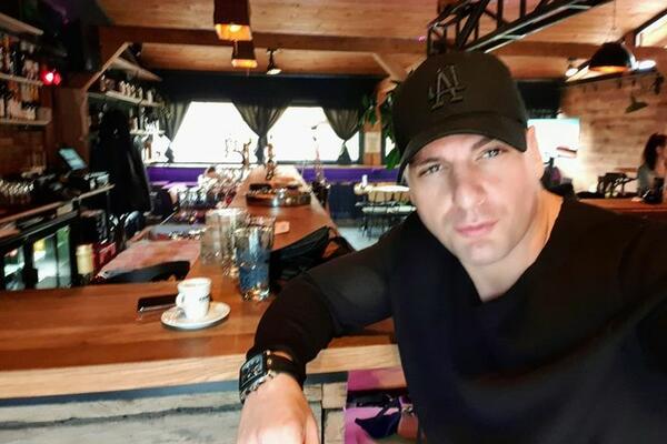 DRAMA U BOSNI: Srbin iz Banjaluke SPASAO ŽIVOT Albanki! A pre 10 godina, izvukao je ženu iz Vrbasa