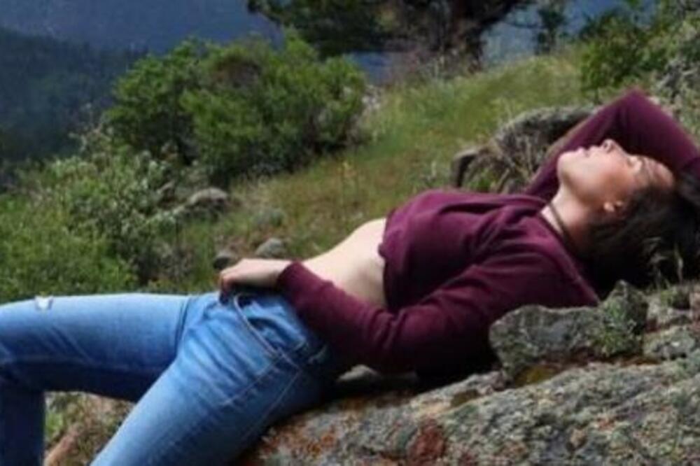 POZNATA GLUMICA SNIMALA PO*NO FILM, PA JOJ UPALA POLICIJA: Bili su skroz GOLI, a onda je USLEDILO... (FOTO)