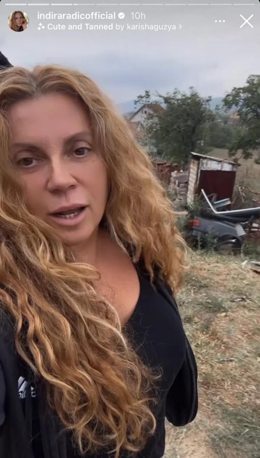 Pevačica je pokazala prirodan izgled