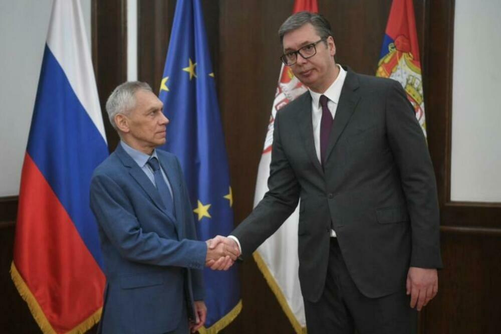 VUČIĆ S RUSKIM AMBASADOROM: Obavestio sam ga o činjenici da se sprovodi brutalno etničko čišćenje