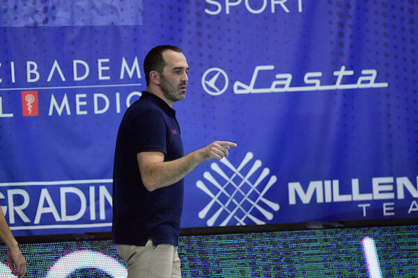 ŽIVKO GOCIĆ JASAN: Važno je da ne putujemo!