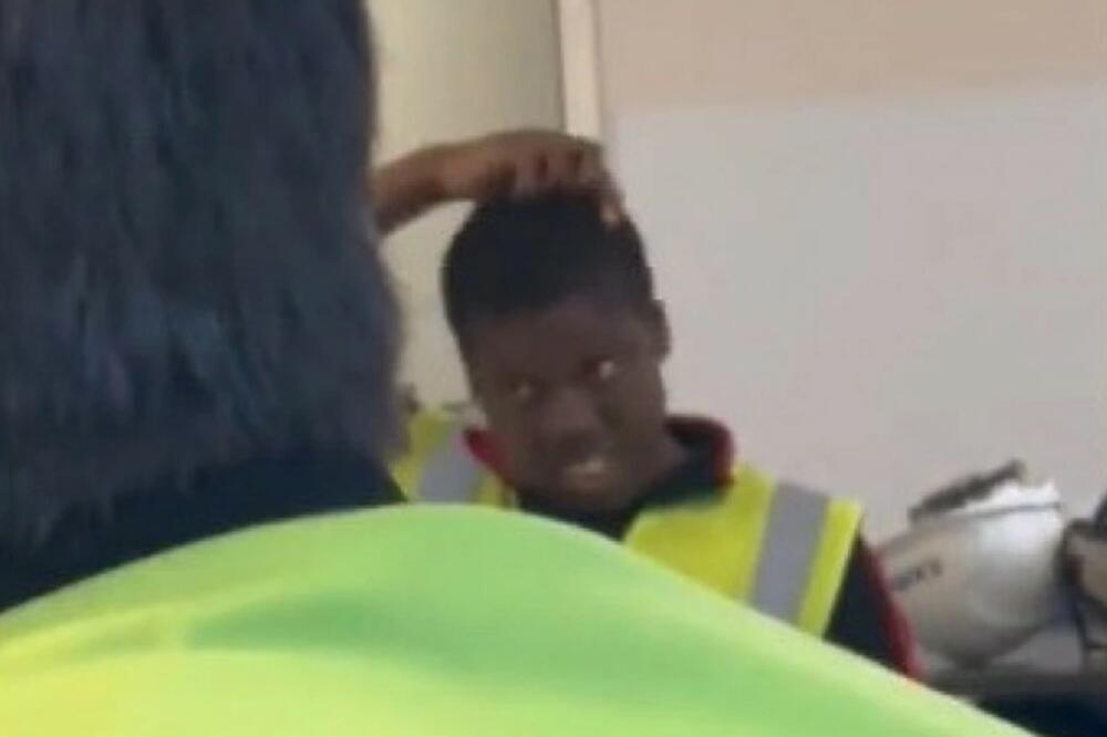 DOŠAO JE NA POSAO I NADAO SE DA ĆE SE KOLEGE SETITI NJEGOVOG ROĐENDANA: Nije ni slutio da će ovako... (VIDEO)