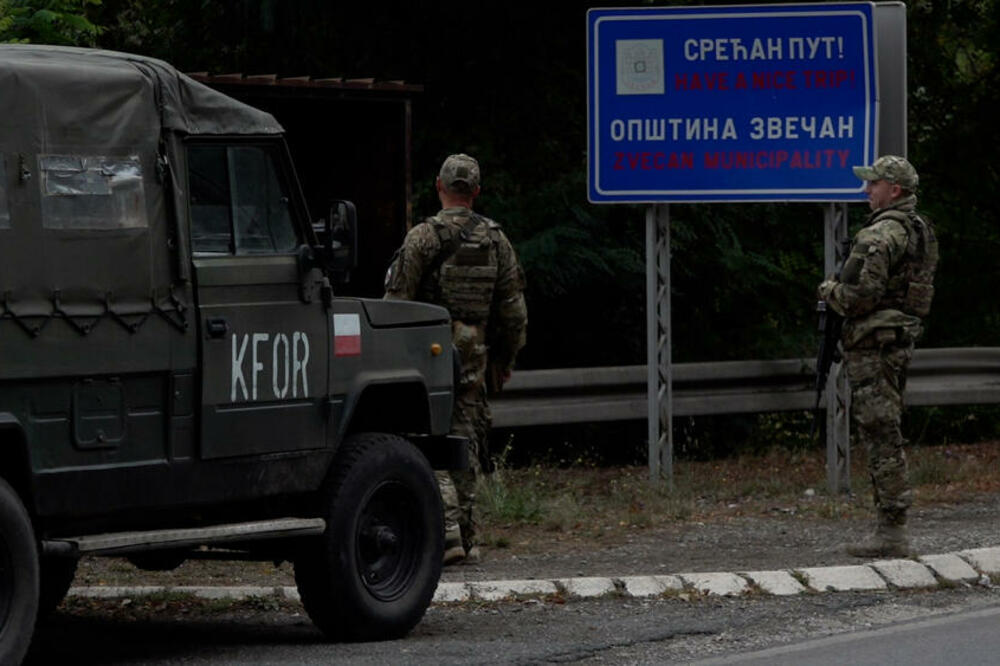 U SRPSKIM SREDINAMA NA KOSOVU I METOHIJI TRI DANA ŽALOSTI: Zastave na pola koplja