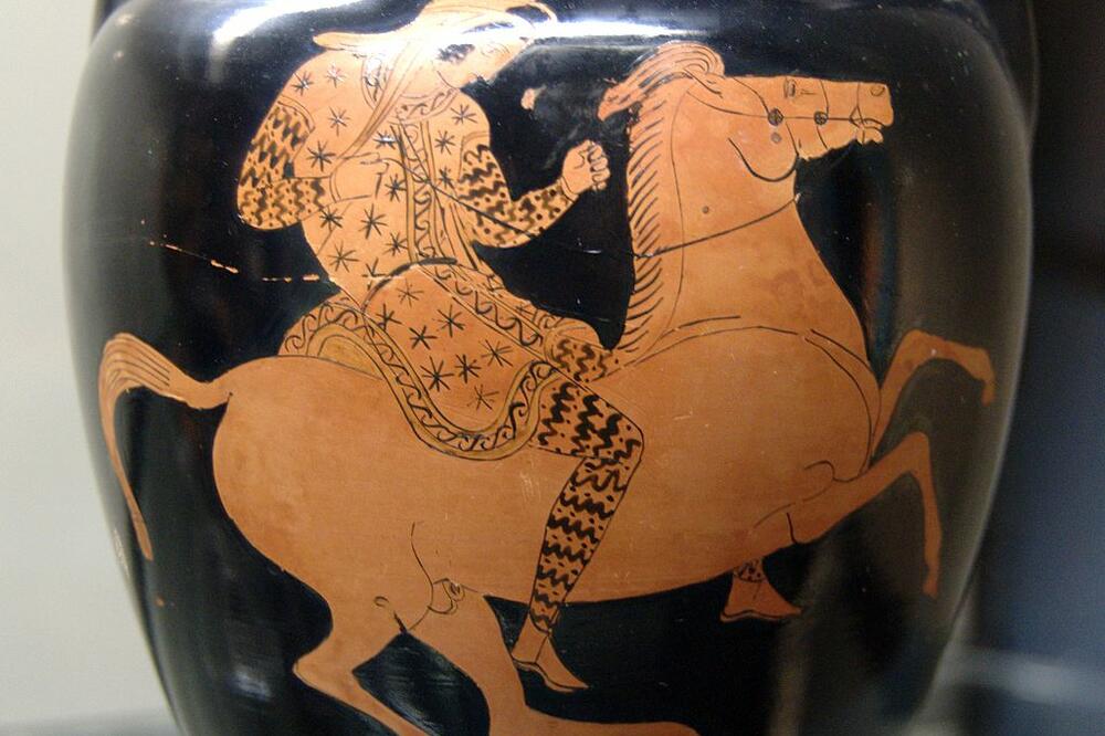 KO SU U STVARI BILE AMAZONKE? Da li su one zaista BORBENE LEZBEJKE RATNICE? Istina će vas baš IZNENADITI