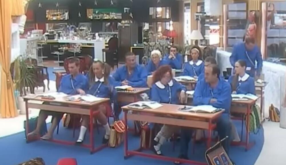 Prvi pobednik u Srbiji bio je Ivan Ljuba, a naredne godine prikazana je VIP sezona u kojoj je pobedio nekadašnji fudbaler Saša Ćurčić.