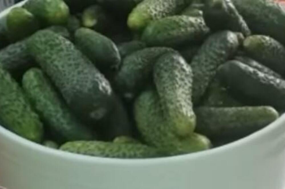 Evo zašto vam se stalno jedu kiseli krastavci! Moguće da je ovo razlog, a nije trudnoća