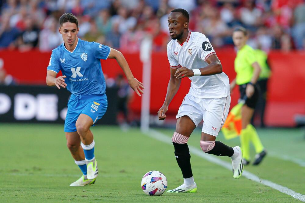 FK Sevilja, FK Almerija