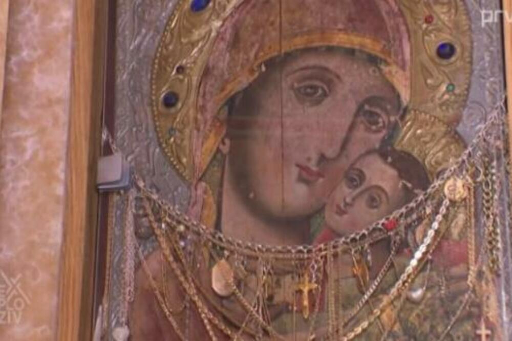VERUJE SE DA SE U OVOM SRPSKOM MANASTIRU NALAZI ČUDOTVORNA IKONA: Evo zašto joj se pripusuju ČUDA!