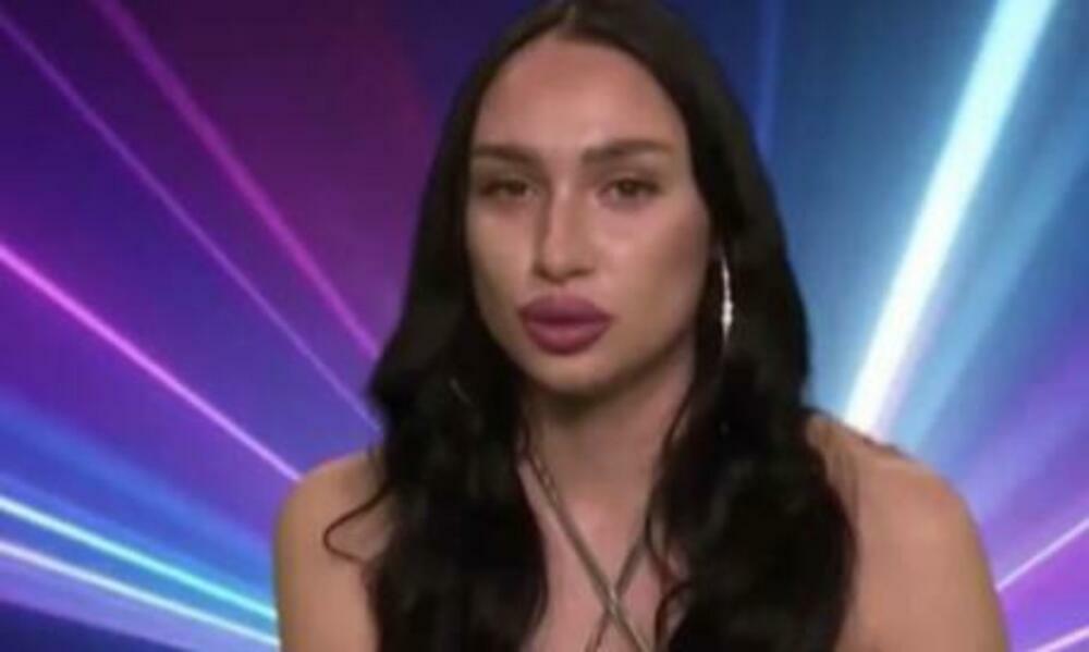 Njena priča je teška