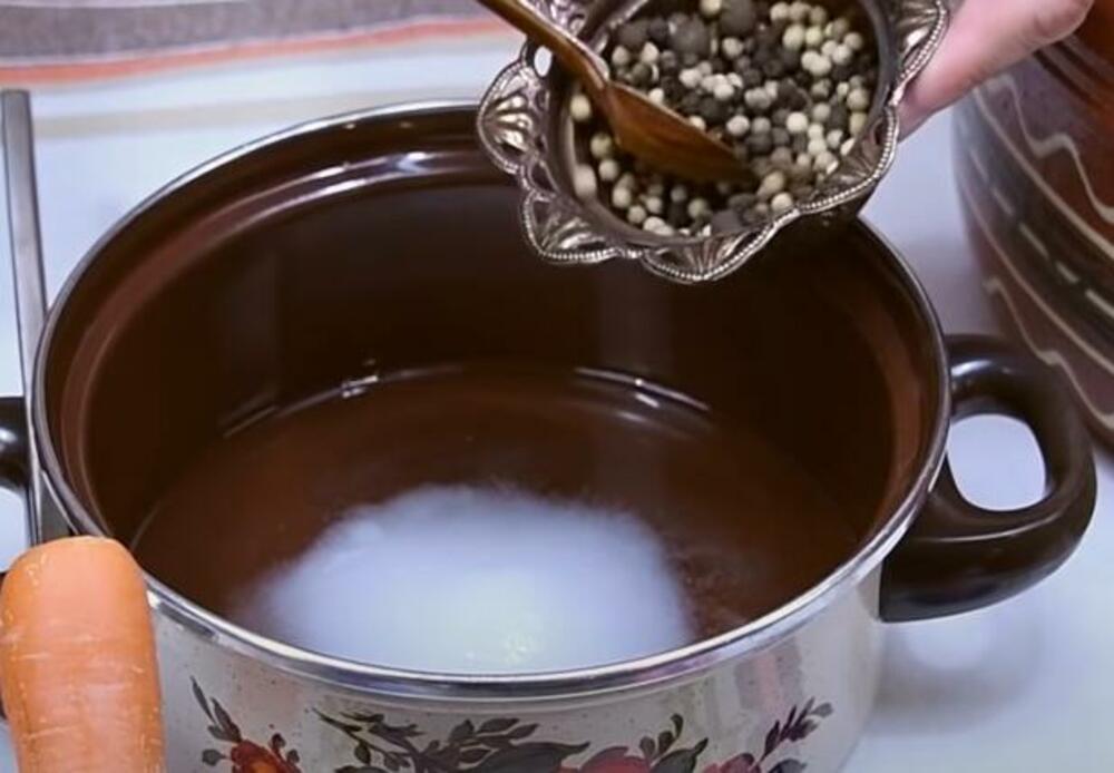 Kisela peglana paprika