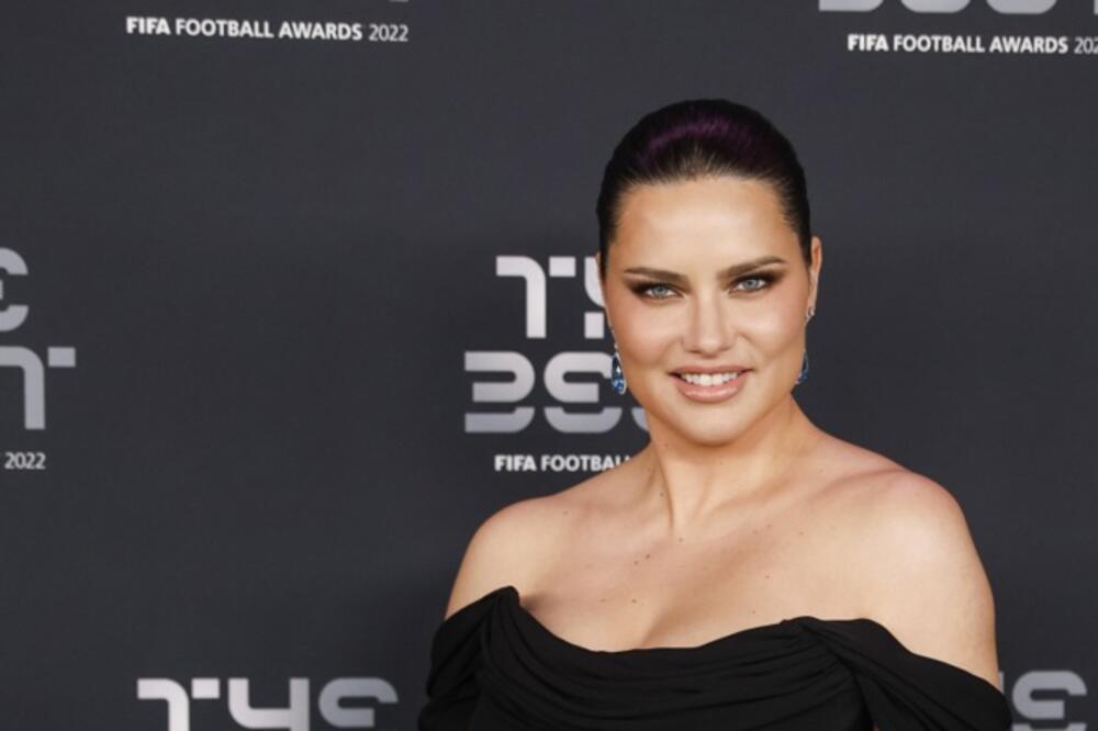 Bivša srpska snajka objavila da se ponovo udala: Adrijana Lima objavila fotku koja je napravila pravu pometnju