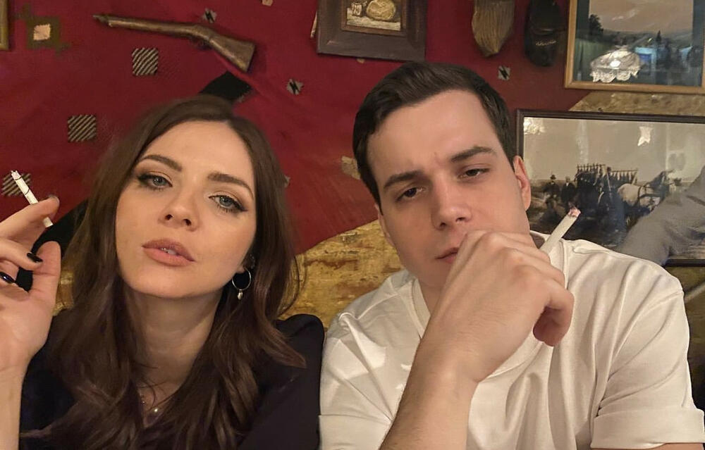 Gluma mu je ljubav od malena