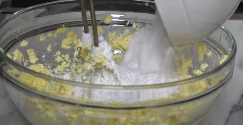 Šećer u prahu i puter