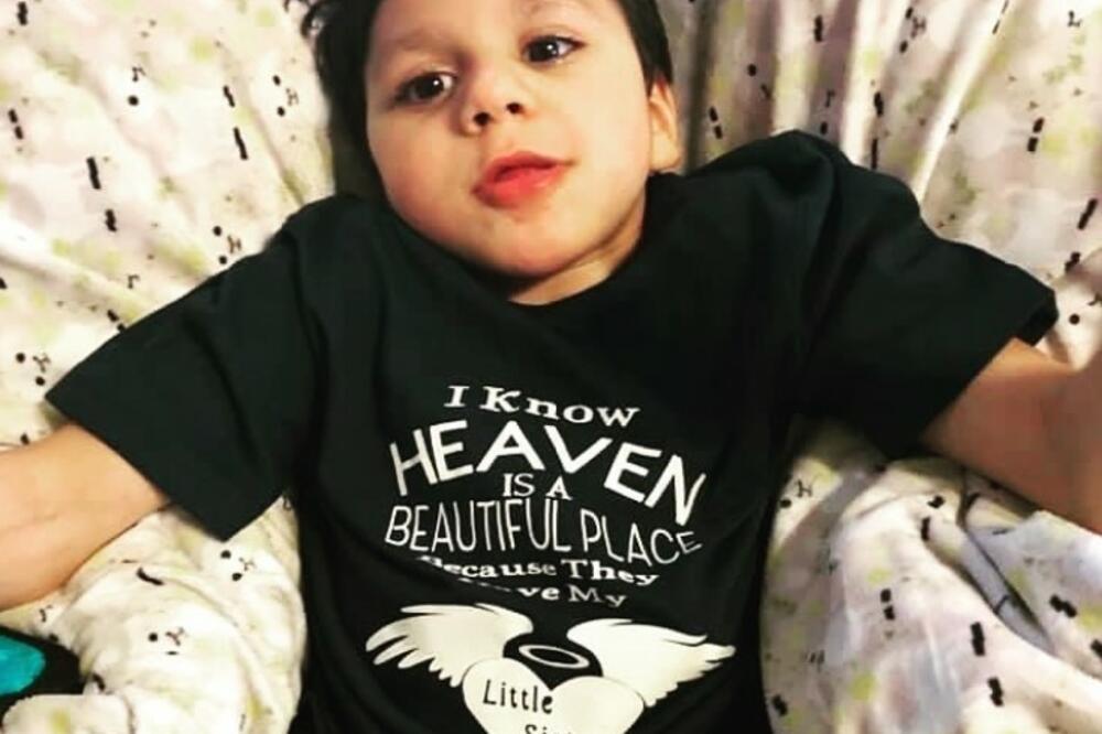 SA SAMO 7 GODINA JE IMAO 3,6 KILOGRAMA: Doktori nisu znali da li će se spasiti, a gledajte kako DANAS IZGLEDA