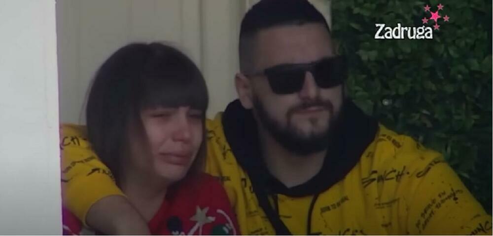 Gledaoci tvrde da je folirala