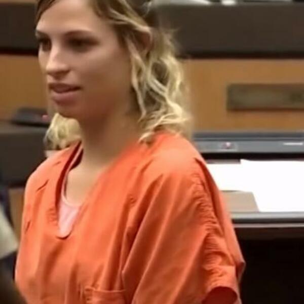 POHOTNA PROFESORKA OPSEDALA MALOLETNOG UČENIKA, A MUŽ JE BRANI: Jeziv NAGON je opravdala OVAKO (VIDEO)