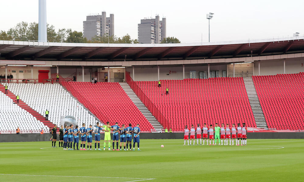 Minut ćutanja pred utakmicu Crvene zvezde i niškog Radničkog