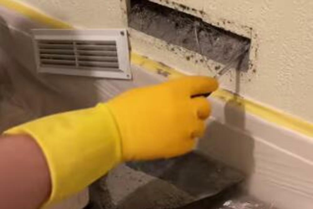 KUPILI 400 GODINA STARU KUĆU, PA PRONAŠLI OVO: Renovirali zidove i našli KRALJEVSKO BLAGO vredno 70 HILJADA EVRA