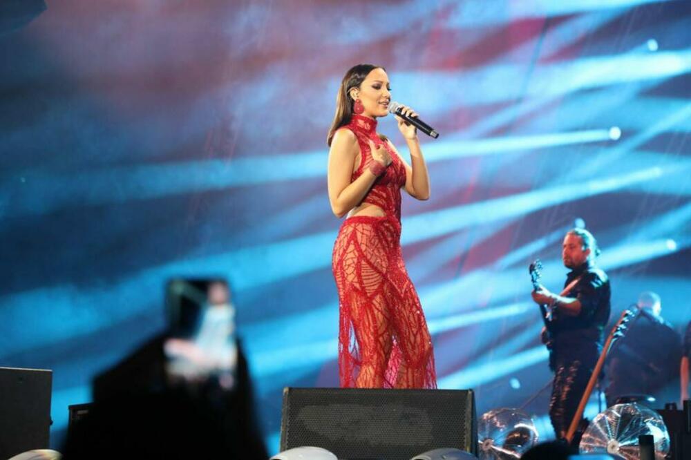 PRIJA NE STAJE SA USPESIMA: Naša pevačica ZAKAZALA ČETVRTU ARENU u Zagrebu