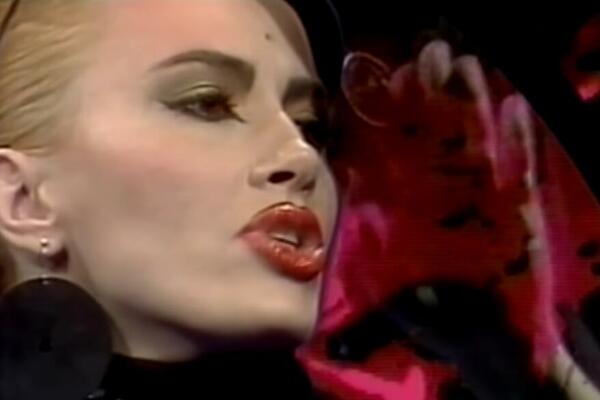 ISPLIVALI SVI DETALJI LEČENJA NAJVEĆE DAME SRPSKE JAVNE SCENE: O ovome drugi ĆUTE, a ona iznela pred NACIJU sve