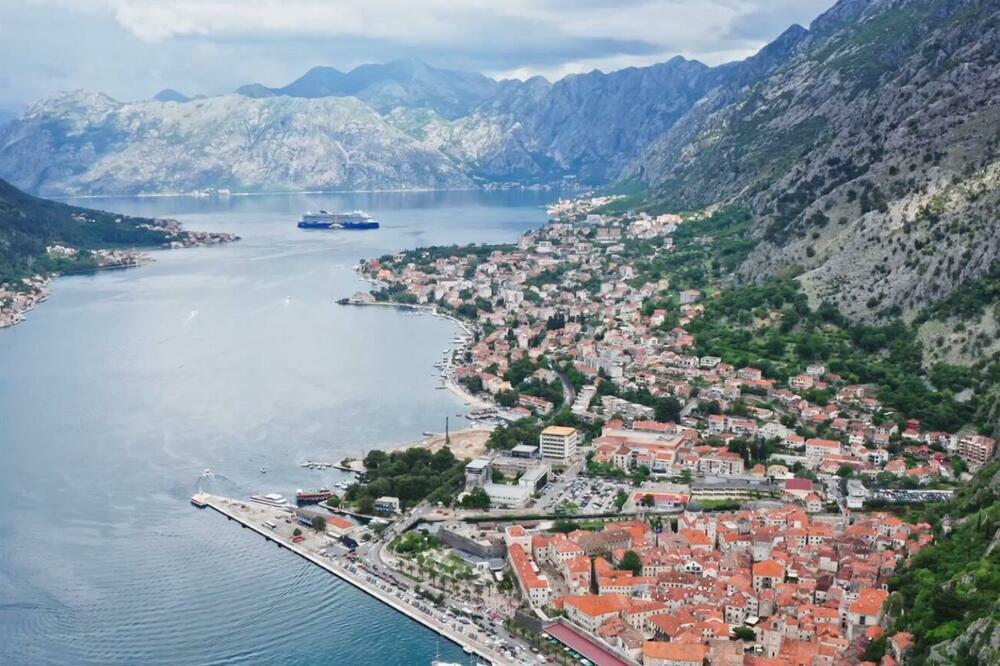 Luka Ningbo-Džoušan povezuje Kinu sa svetom