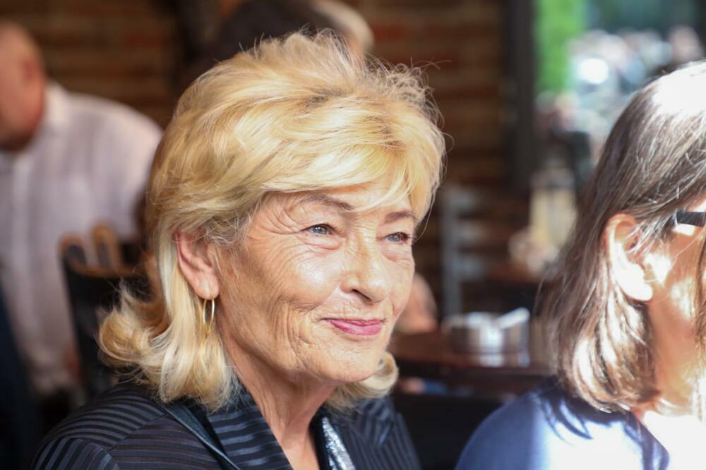 UDOVICA TOME ZDRAVKOVIĆA SRUŠILA JUTJUB KANAL NAJVEĆE IZDAVAČKE KUĆE U HRVATSKOJ