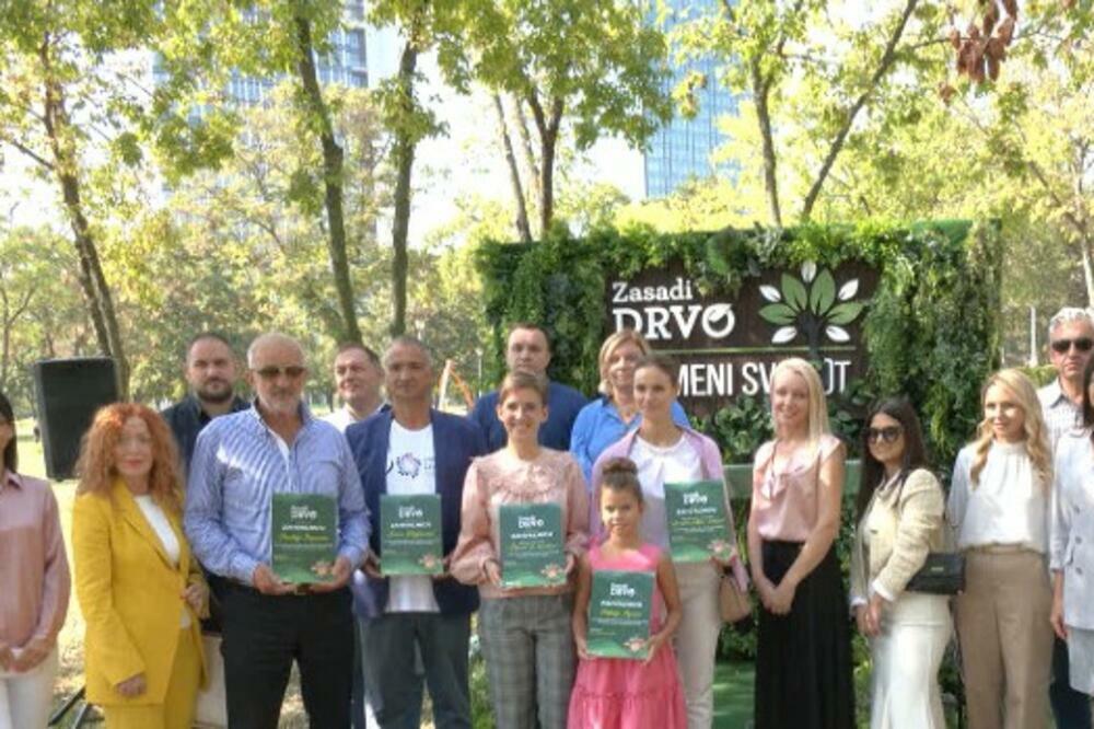 POŠUMLJENO 350 LOKACIJA ŠIROM SRBIJE: Zvanično obeležen početak pete sezone projekta "Zasadi drvo"