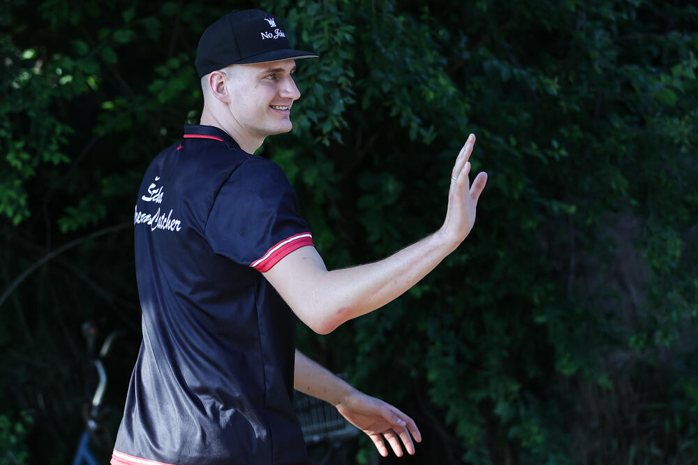 "PRIJATELJU, TO JE TEK ZA GODINU DANA, VIDEĆEMO JOŠ!" Jokić pričao o Olimpijskim igrama i Mundobasketu (VIDEO/FOTO)