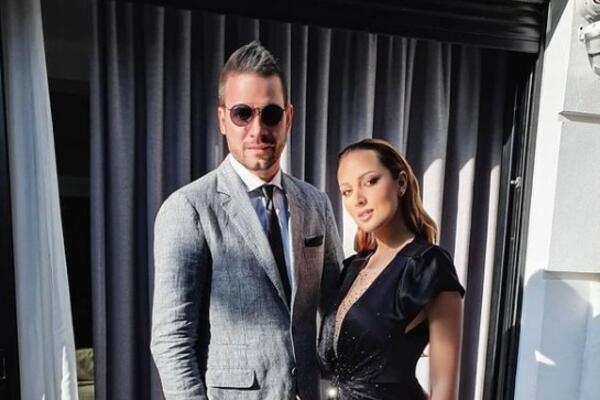 BOŽE, KAKVA KUĆERINA! OVDE ŽIVI PRIJOVIĆKA SA PORODICOM: Nameštaj kao iz SALONA, na SKUPOJ LOKACIJI i GORI (FOTO)