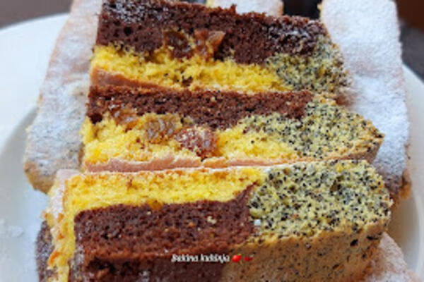 ŠARENI KOLAČ PO BAKINOM RECEPTU KOME NIKO NE ODOLJEVA: Caka je u ovom SUVOM VOĆU