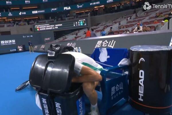 ITALIJAN IMAO VELIKIH PROBLEMA SA ZDRAVLJEM: Otkrio zbog čega je povraćao u toku meča!