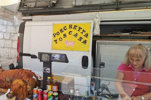 PRASETINA NAJVEĆI HIT U TOSKANI: Za 6 EVRA dobijate SAMO OVO, Srbima NE PADA na pamet da TO kupuju (VIDEO)