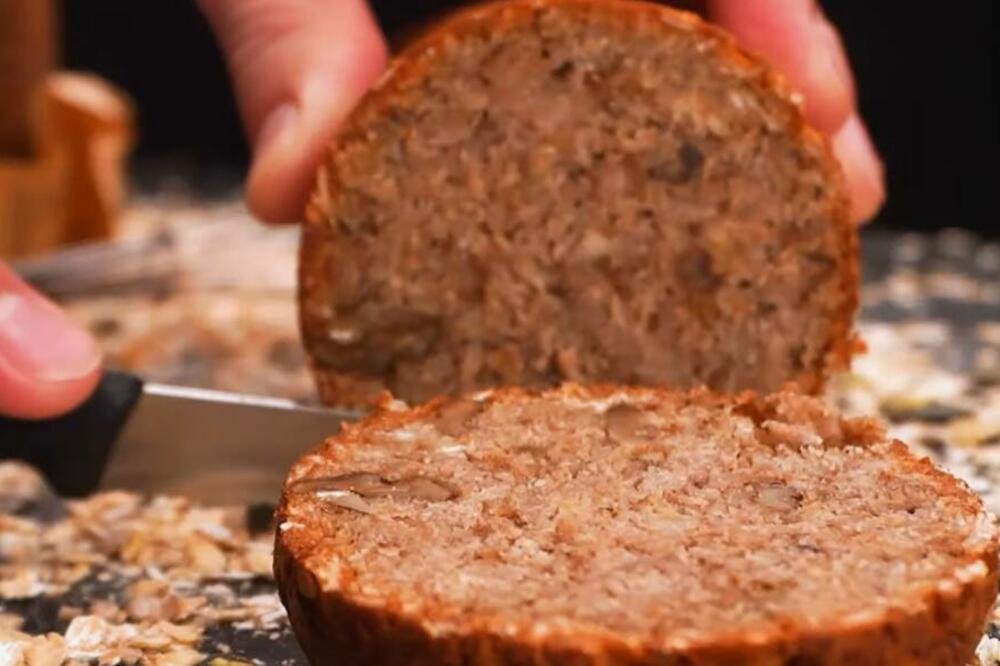 OVAJ HLEB MOŽETE JESTI KOLIKO ŽELITE I TO BEZ BRIGE O KILOGRAMIMA: Zovu ga FITNES HLEB i to sa velikim razlogom