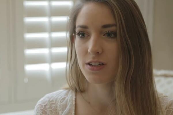 OVA DEVOJKA JE ROĐENA BEZ POLNOG ORGANA, ALI JE U SREĆNOJ VEZI: Evo kako IZGLEDA njen INTIMNI život (VIDEO)