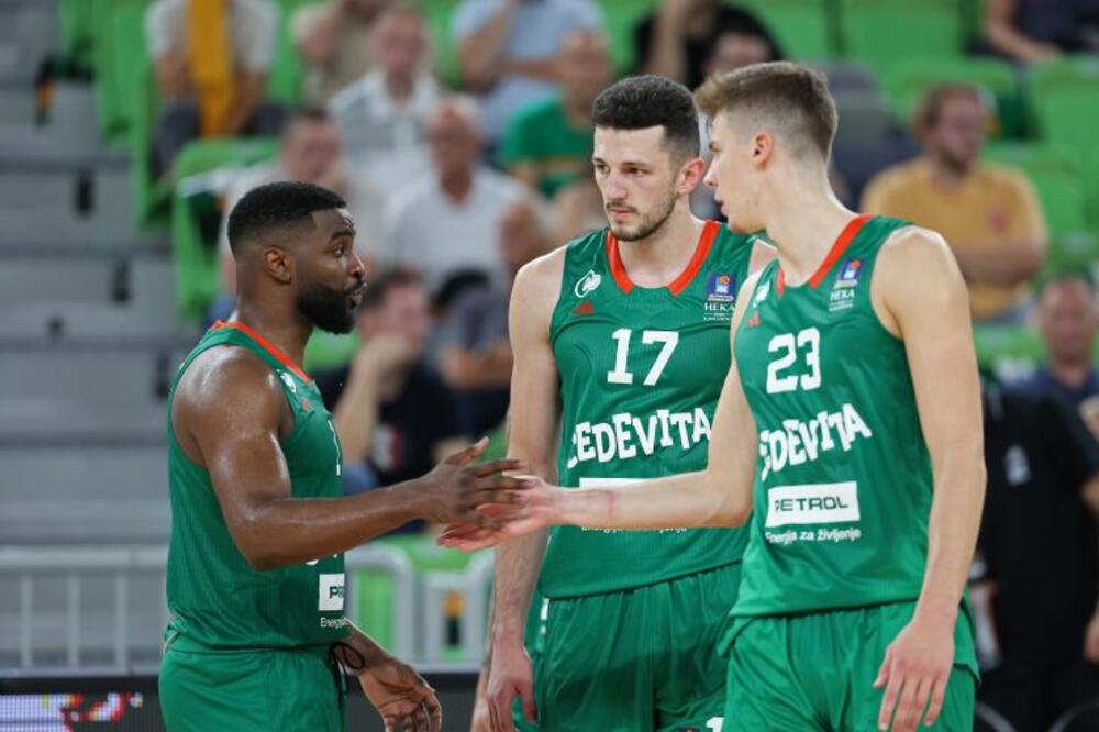 CEDEVITA OLIMPIJA SE OZBILJNO POJAČALA: Stigao bivši igrač Fenerbahčea!