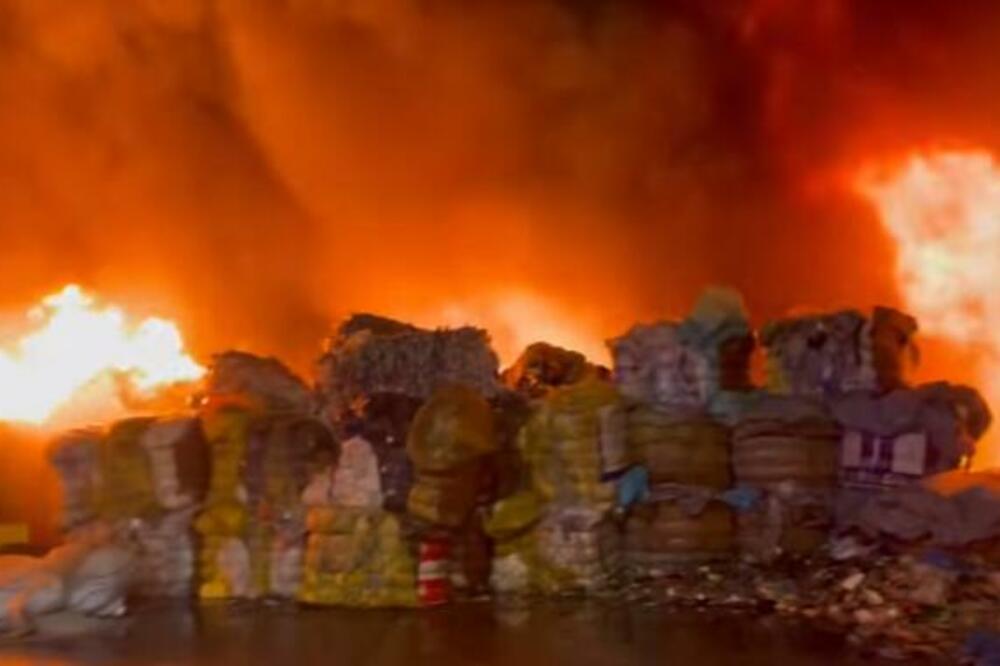 PRVI SNIMCI OGROMNOG POŽARA U HRVATSKOJ: Vatrogasci se bore sa stihijom, oglasile se sirene (VIDEO)