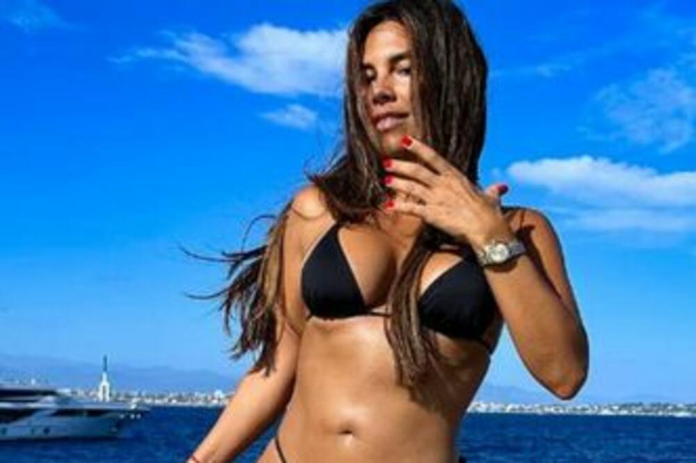 IMA 40 GODINA, A PRAVA JE BOMBA KAD SE SKINE: Dala DOMAĆI ZADATAK mnogo mlađima, svaka OBLINA oduzima dah