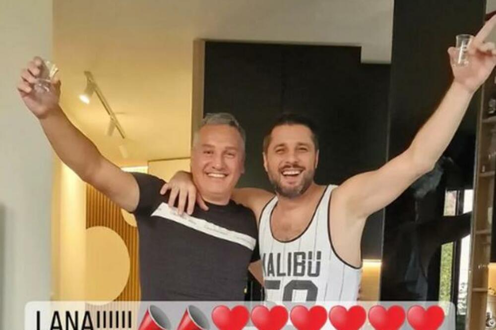 GAGI ĐOGANI PRVI DOŠAO NA PROSLAVU KOD MARKA: Ponosni deda i još ponosniji otac slave uz RAKIJU - neka je sa srećom